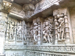 sculptures-stone-carvings