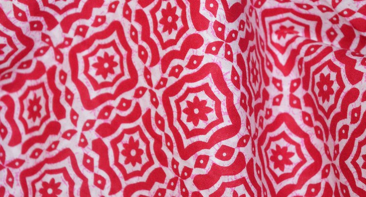 Batik/Wax-Resist Dyeing on Cloth of Gujarat